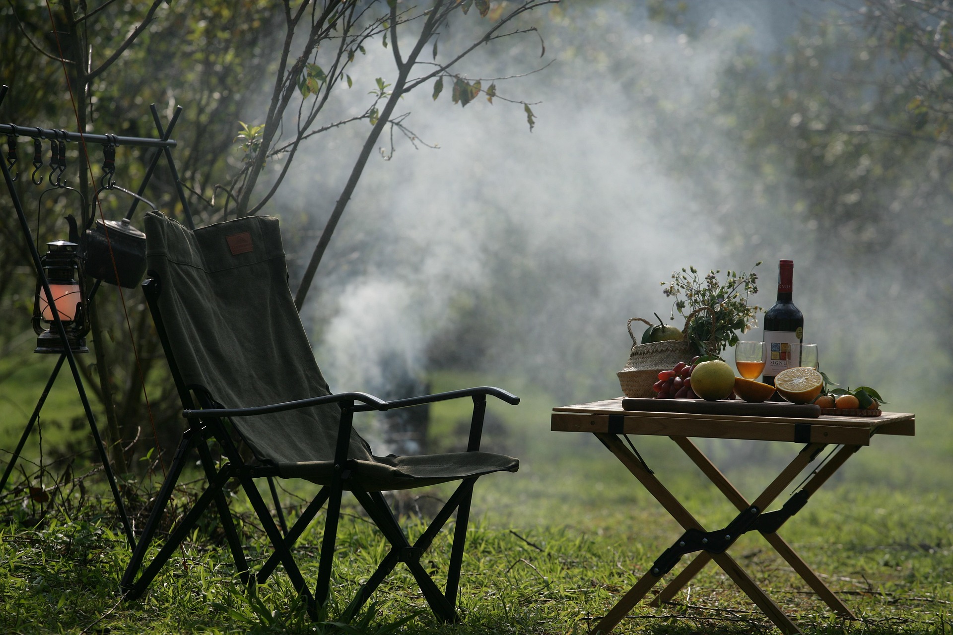 Cấm trại, khói, bàn ăn, rượu, trái cây, Camping, smoke, dining table, wine, fruit- xuanduongvan87 3