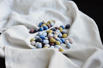 Kẹo, candy, vải, khăn, cloth, towel- hudsoncrafted