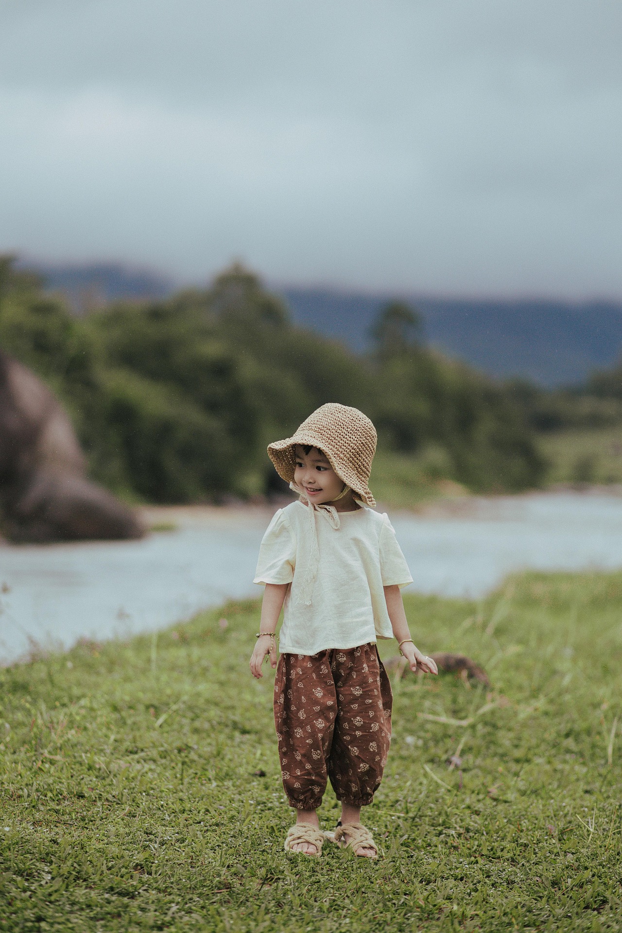 Em bé, trẻ em, bé gái, baby, children, girls, gia đình, family- Jupilu