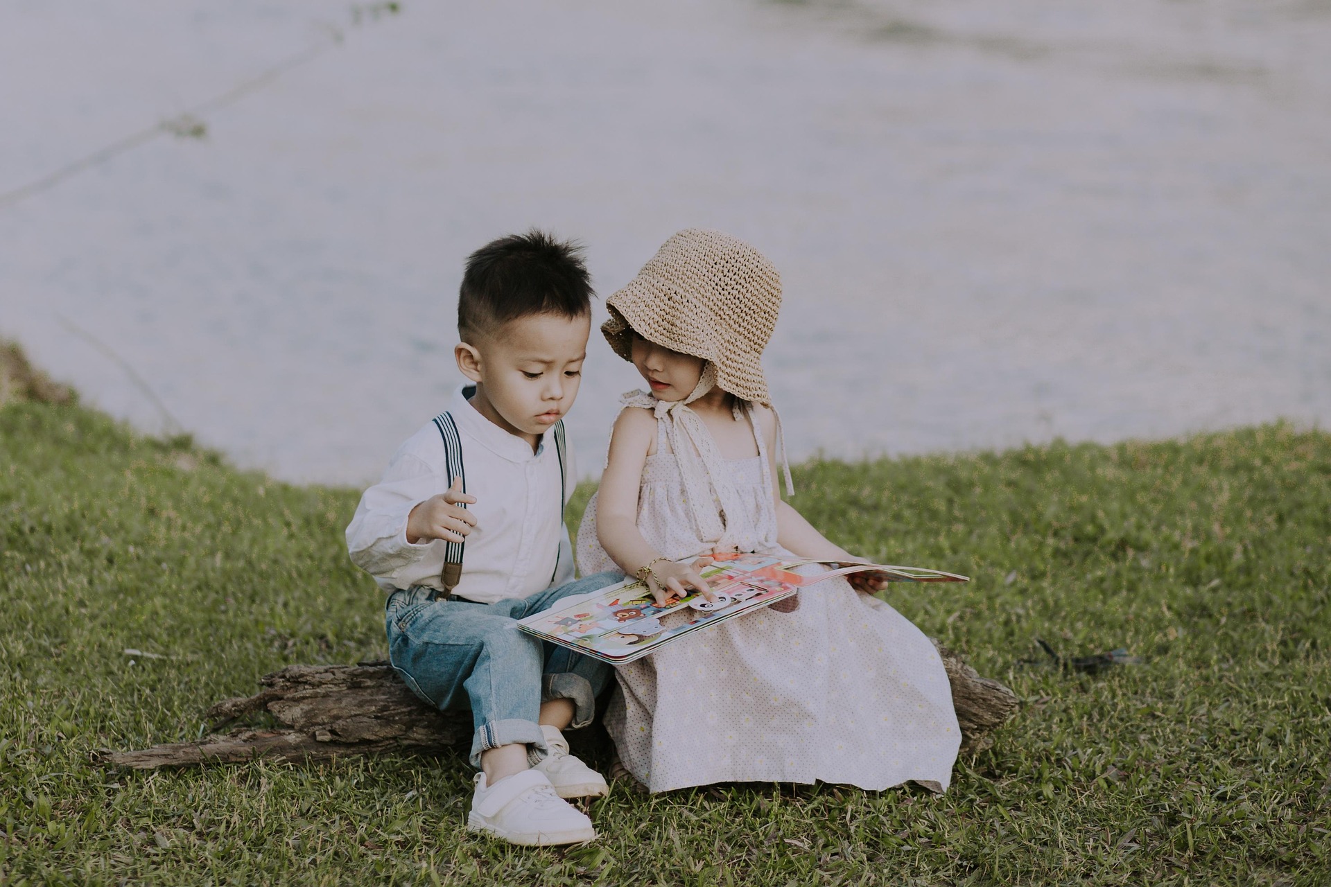 Bé trai, bé gái, boy, girl, trẻ em, trẻ con, baby, children- Jupilu 3