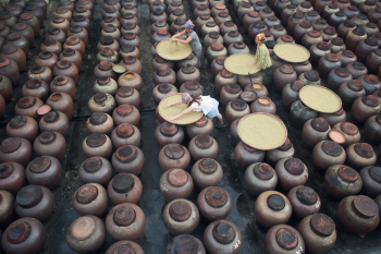 Làm mắm, làng nghề, cái lu, làng nghề thủ công, craftvillage, making fish sauce, craft village, jar- xuanduongvan87 3