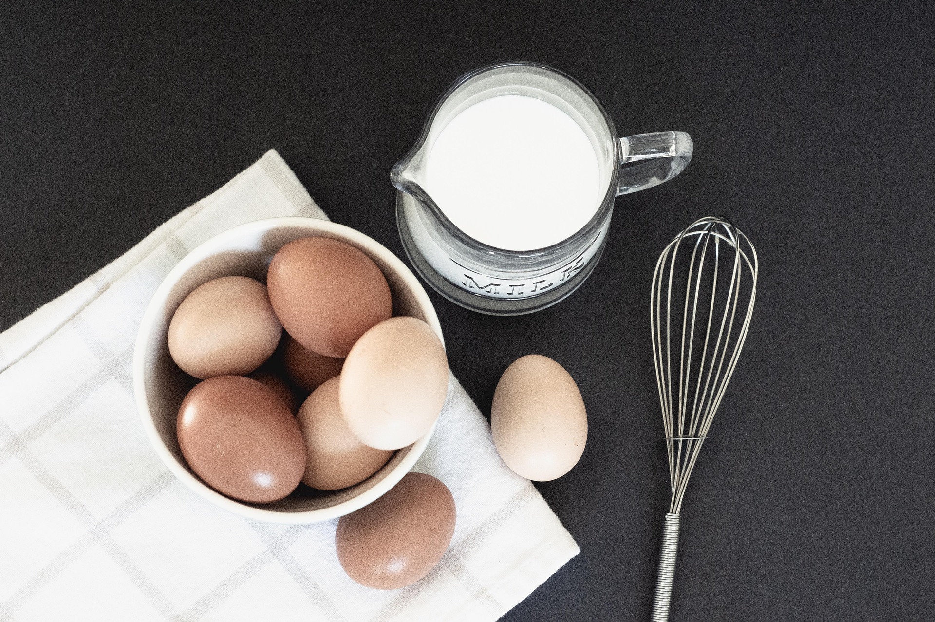 Trứng, làm bánh, eggs, baking, trứng gà, vĩ trứng- hudsoncrafted 3