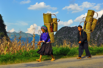 Phụ nữ, đàn ông, woman, man, miền núi, vùng cao, mountain, highland - MinhChuyen_1