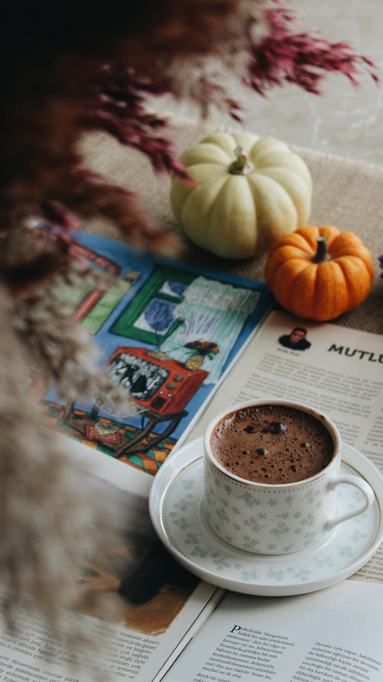Halloween, ly, cốc sứ, đồ uống, bí đỏ trang trí, cà phê, không khí halloween, cup, ceramic cup, beverage, decorative pumpkin, coffee, halloween atmosphere -yasminizm 3