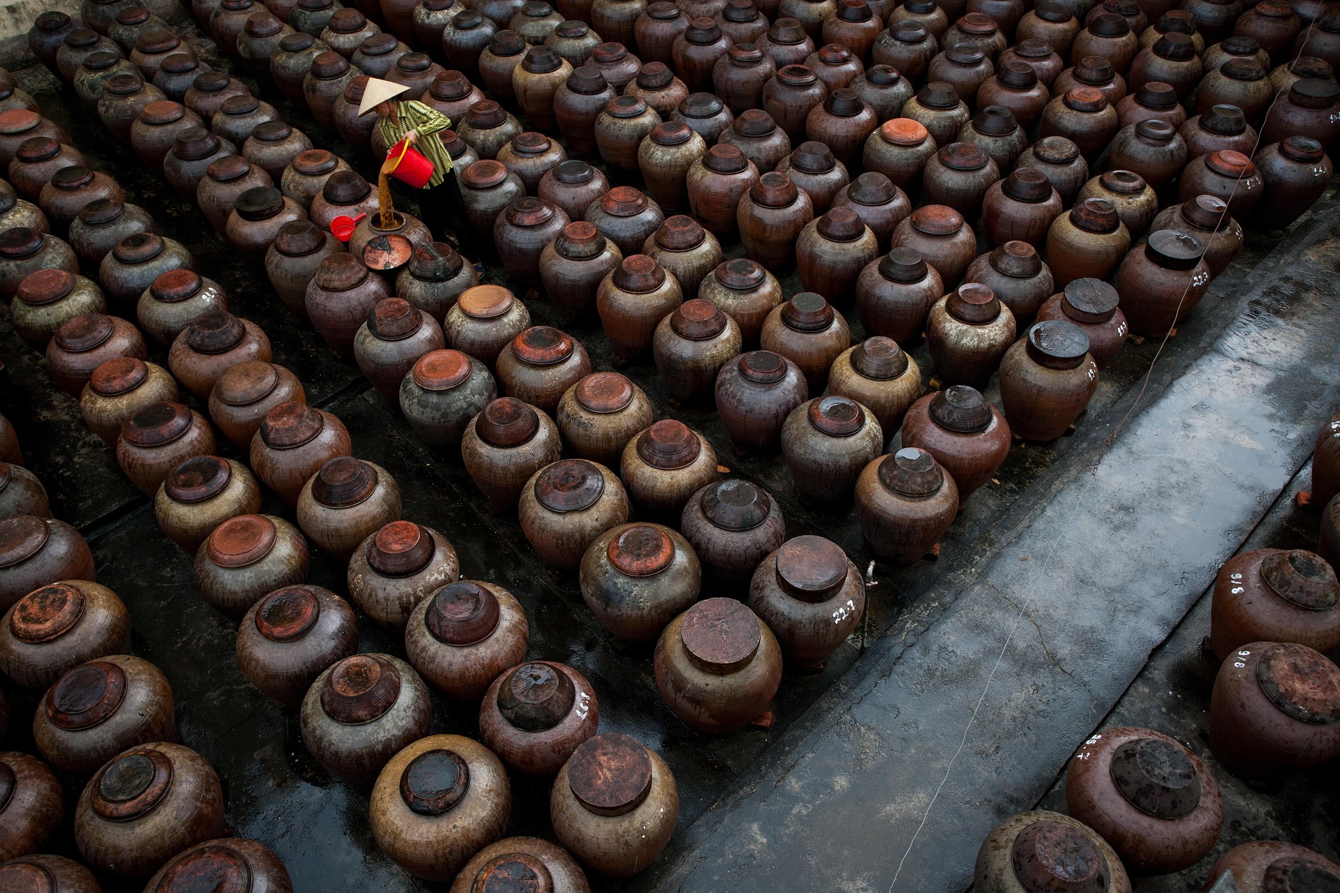 Làm mắm, làng nghề, cái lu, làng nghề thủ công, craftvillage, making fish sauce, craft village, jar- xuanduongvan87 1