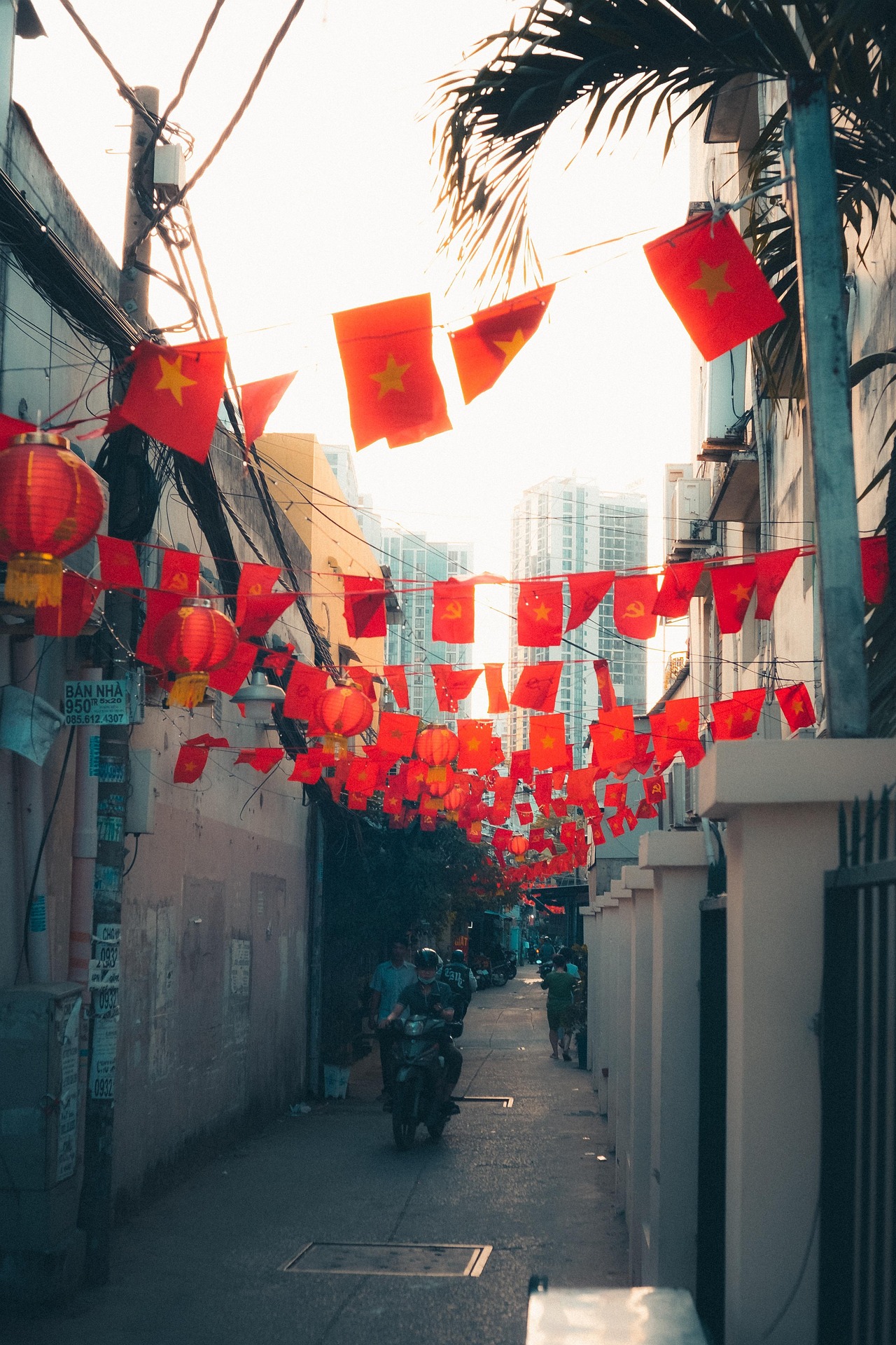 Lá cờ, flag, thành phố, đường phố, city, street- Vien_beos