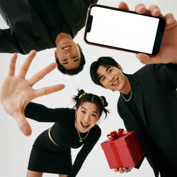 Bạn bè, quảng cáo, mẫu ảnh, nam, nữ, cầm điện thoại, vui vẻ,  friends, advertisement, model, male, female, holding phone, happy, 2