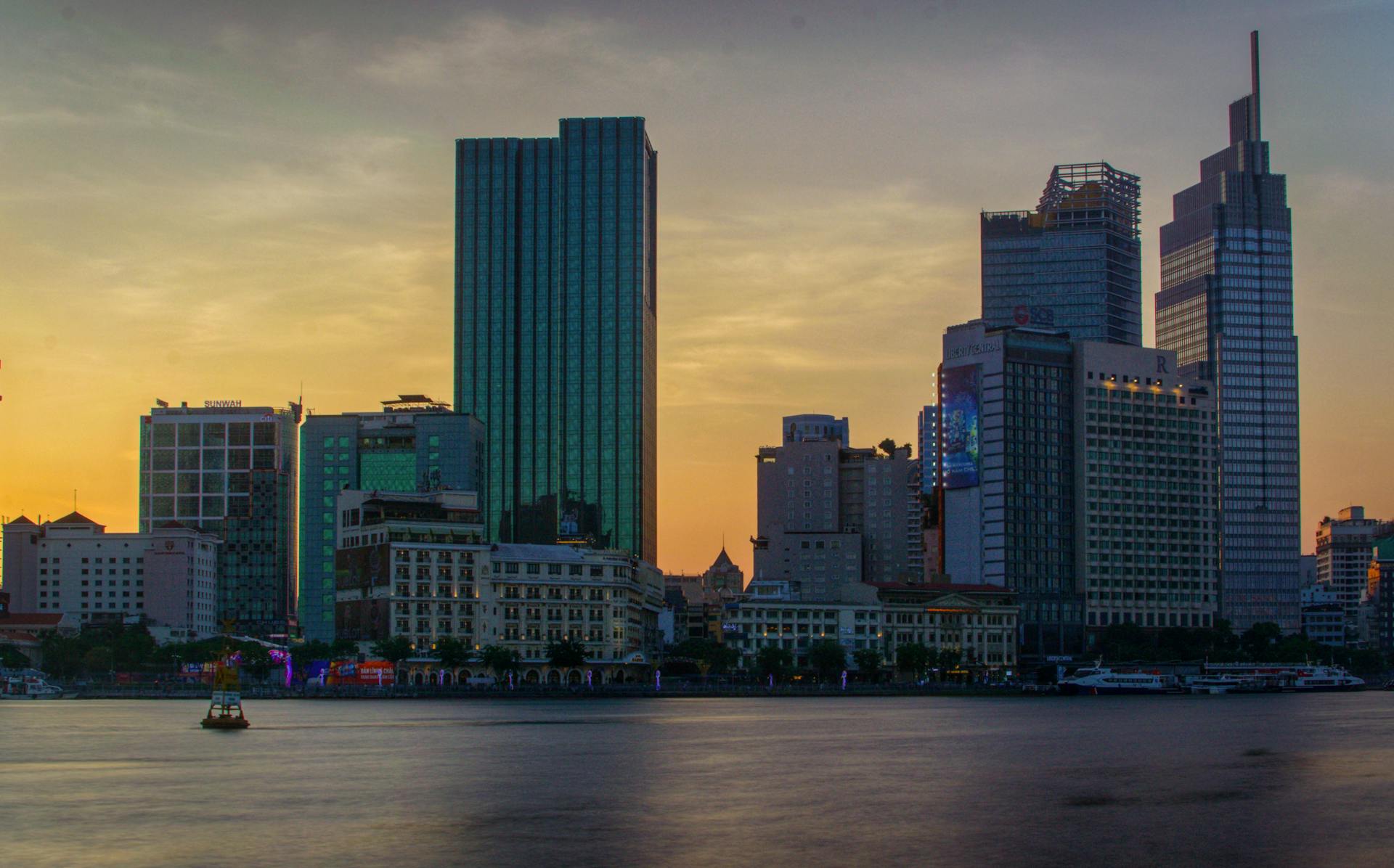 Thành phố, tòa nhà, Việt Nam, sông, city, building, Hồ Chí Minh, river- C.T. PHAT 3