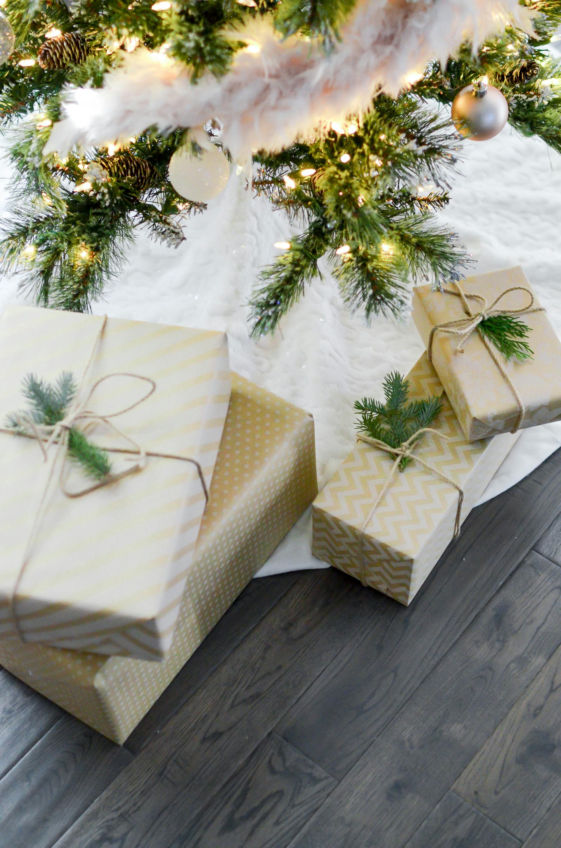 Giáng sinh, hộp quà, quà tặng, gift, gift box, cây thông, pine, xmas, christmas, noel, background- Element5 Digital 2