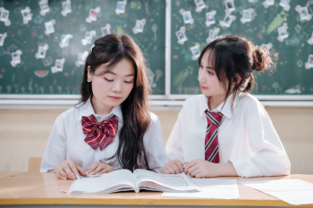Học sinh, bạn bè, lớp học, trường học, kỉ niệm, giáo dục, kỷ yếu, students, friends, class, school, memories, education, yearbook - Green odette 11