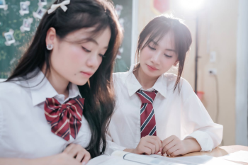 Học sinh, bạn bè, lớp học, trường học, kỉ niệm, giáo dục, kỷ yếu, students, friends, class, school, memories, education, yearbook - Green odette 9