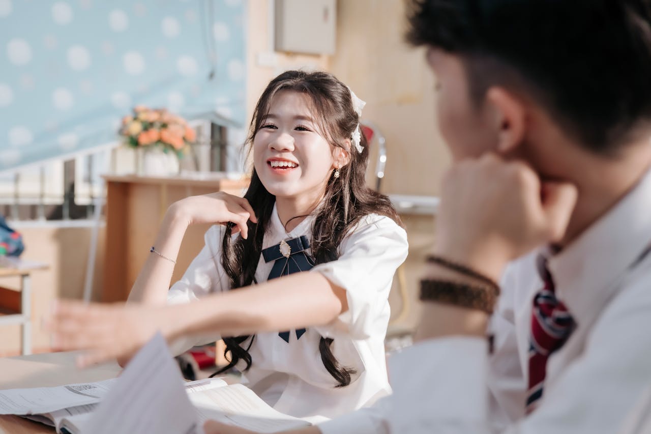 Học sinh, bạn bè, lớp học, trường học, kỉ niệm, giáo dục, kỷ yếu, students, friends, class, school, memories, education, yearbook - Green odette 6
