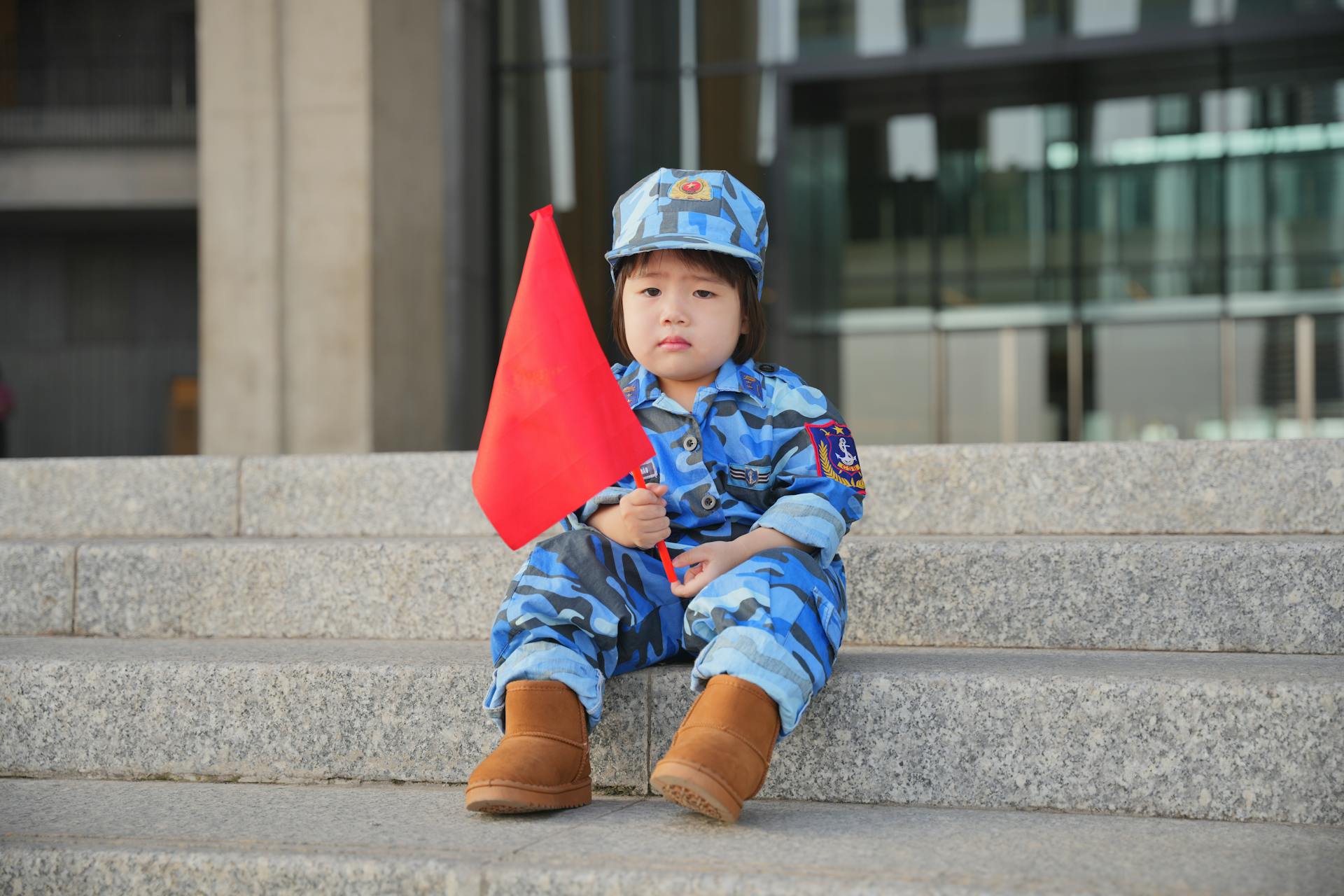 Em bé, trẻ em, kids, kid, baby, con gái, girl, quân đội, quân phục, lá cờ Việt Nam, lá cờ, Việt Nam - HONG SON 2
