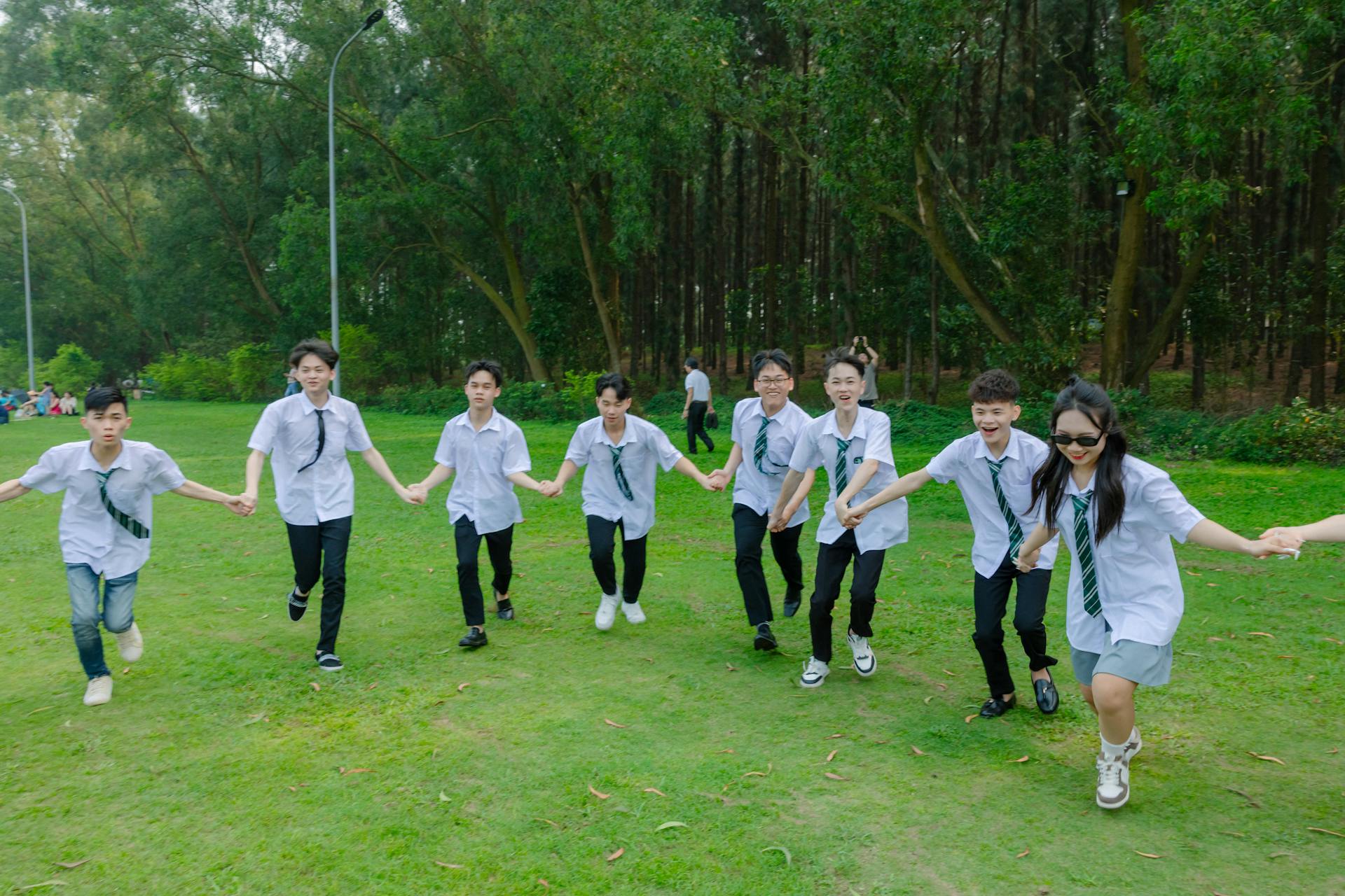 Kỷ yếu, học sinh, bạn bè, student, school, cấp 3, thanh xuân, Việt Nam - HONG SON 7
