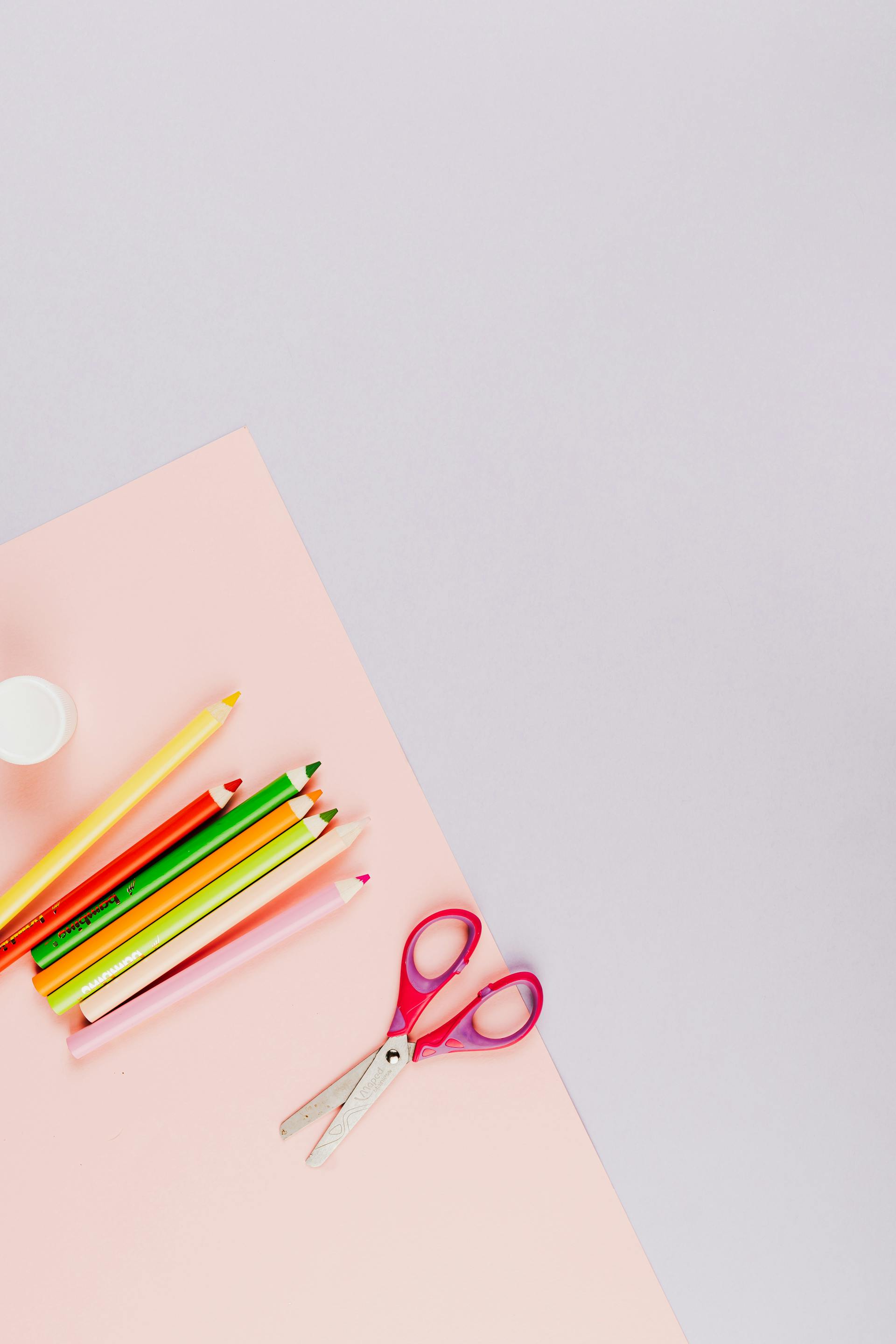 Thước, kẹp giấy, kéo, bút,book, đồ dùng học tập, trường, school supplies, school-Karola G 1