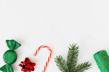 Giáng sinh, quả châu, cây thông, kẹo, nền, tuần lộc, christmas, candy, baubles, red, greeting, background, reindeer -  Karola G
