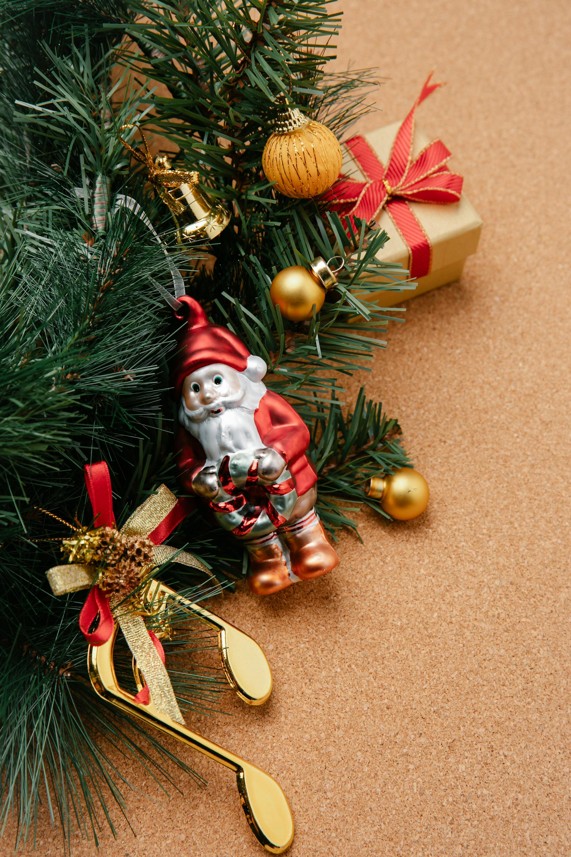 Trang trí, cây thông, giáng sinh, pine, decor, christmas, merry christmas, xmas -  Laura James 20