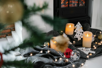 Giáng sinh, trang trí, cây thông, pine tree, decor, noel, christmas- Laura James 8
