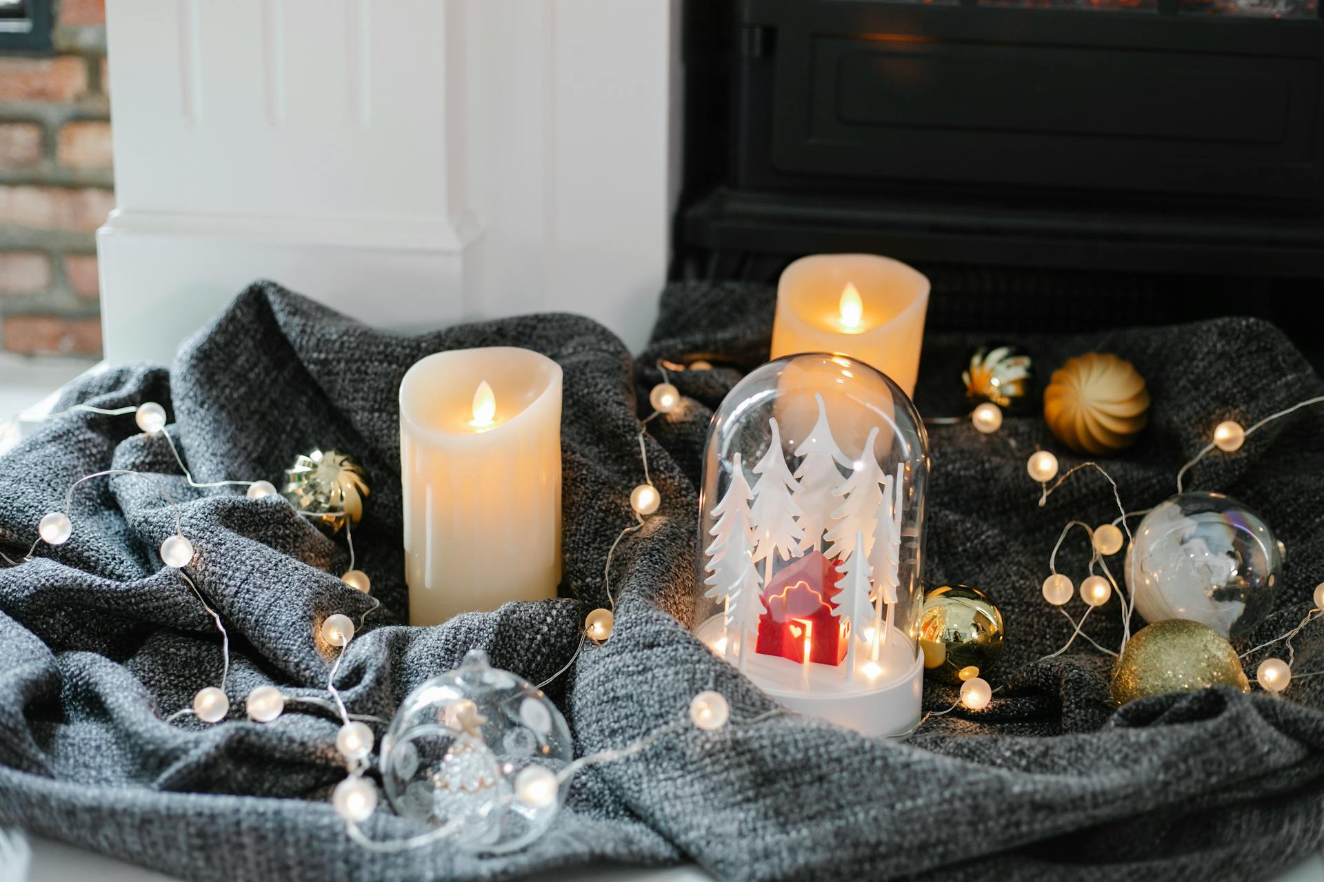 Giáng sinh, trang trí, cây thông, pine tree, decor, noel, christmas- Laura James 9
