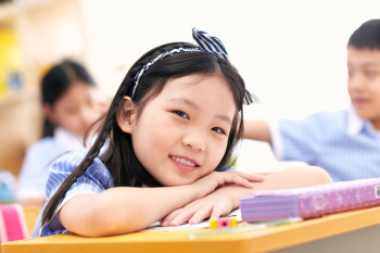 Bé gái, học sinh nữ, học tập, lớp học, giáo dục, girl, female student, study, classroom, education - yi lu