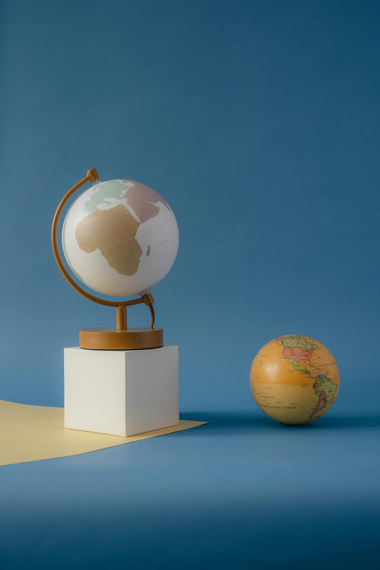 Quả địa cầu, địa lý, giáo dục, globe, geography, education -  Marina Leonova