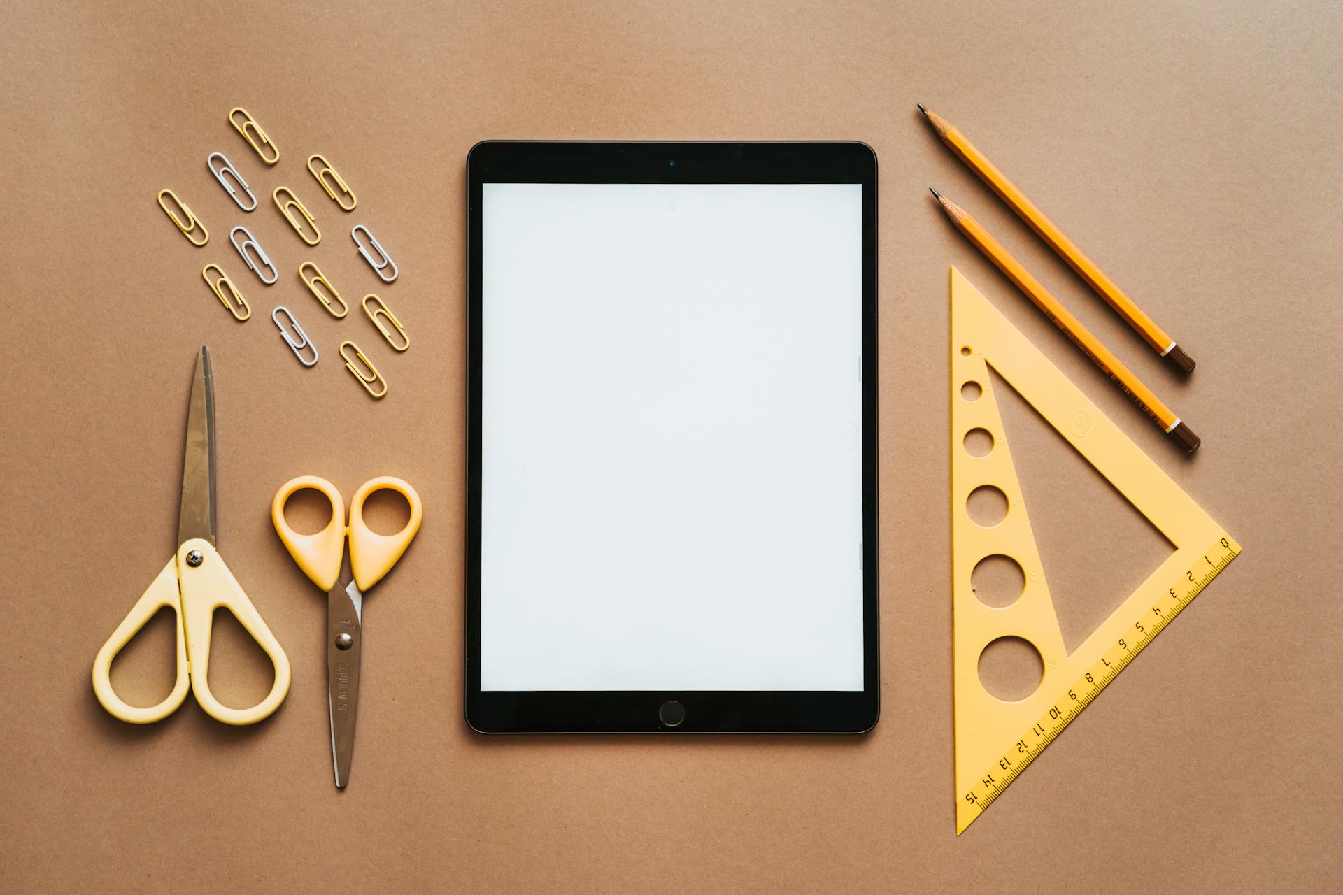 Ipad, vở, thước, bút chì, bút, kéo, keo, book, đồ dùng học tập, trường, school supplies, school- olia danilevich 5