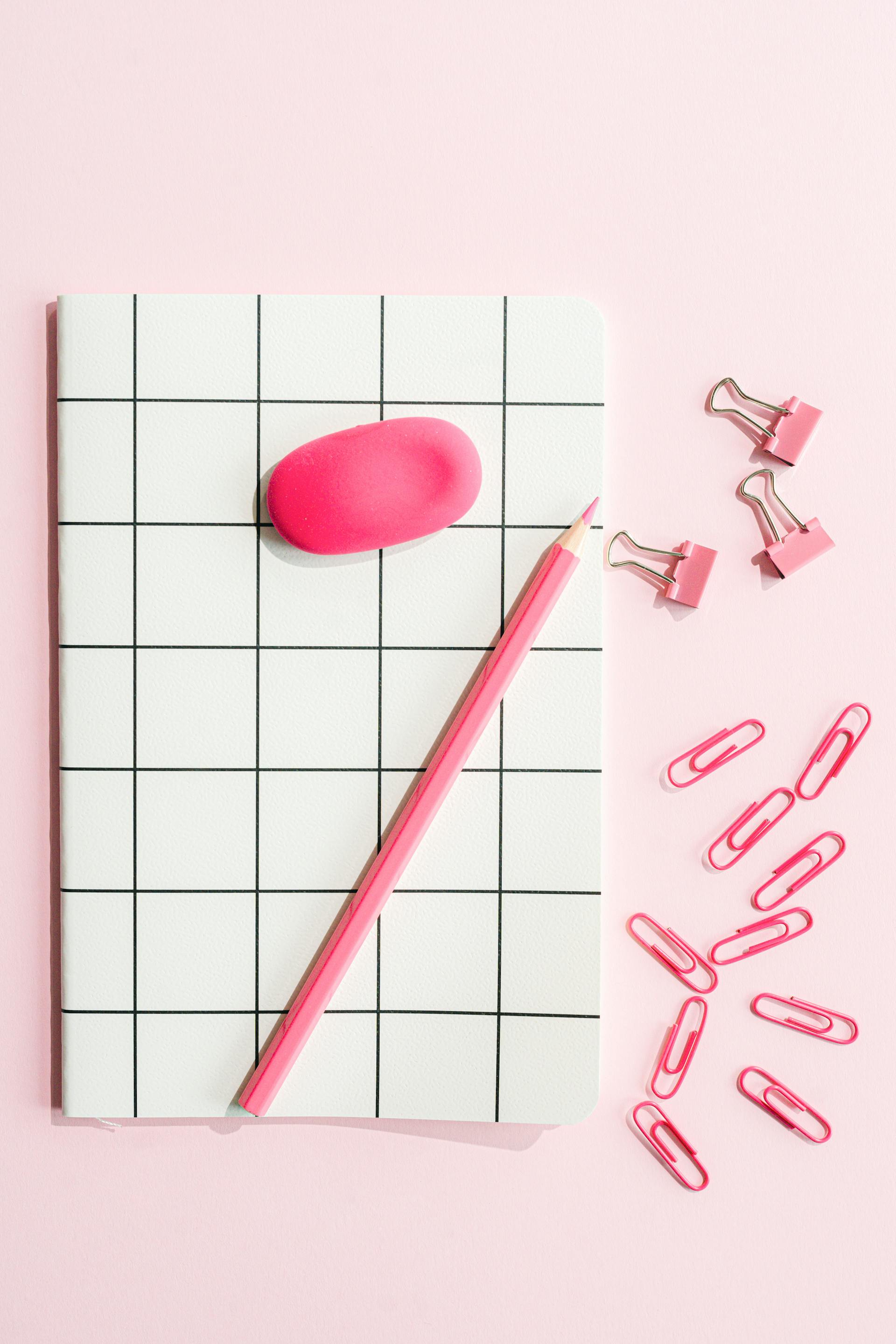 Vở, kẹp giấy, paperclip, notebook, đồ dùng học tập, trường, school supplies, school-SHVETS production 2