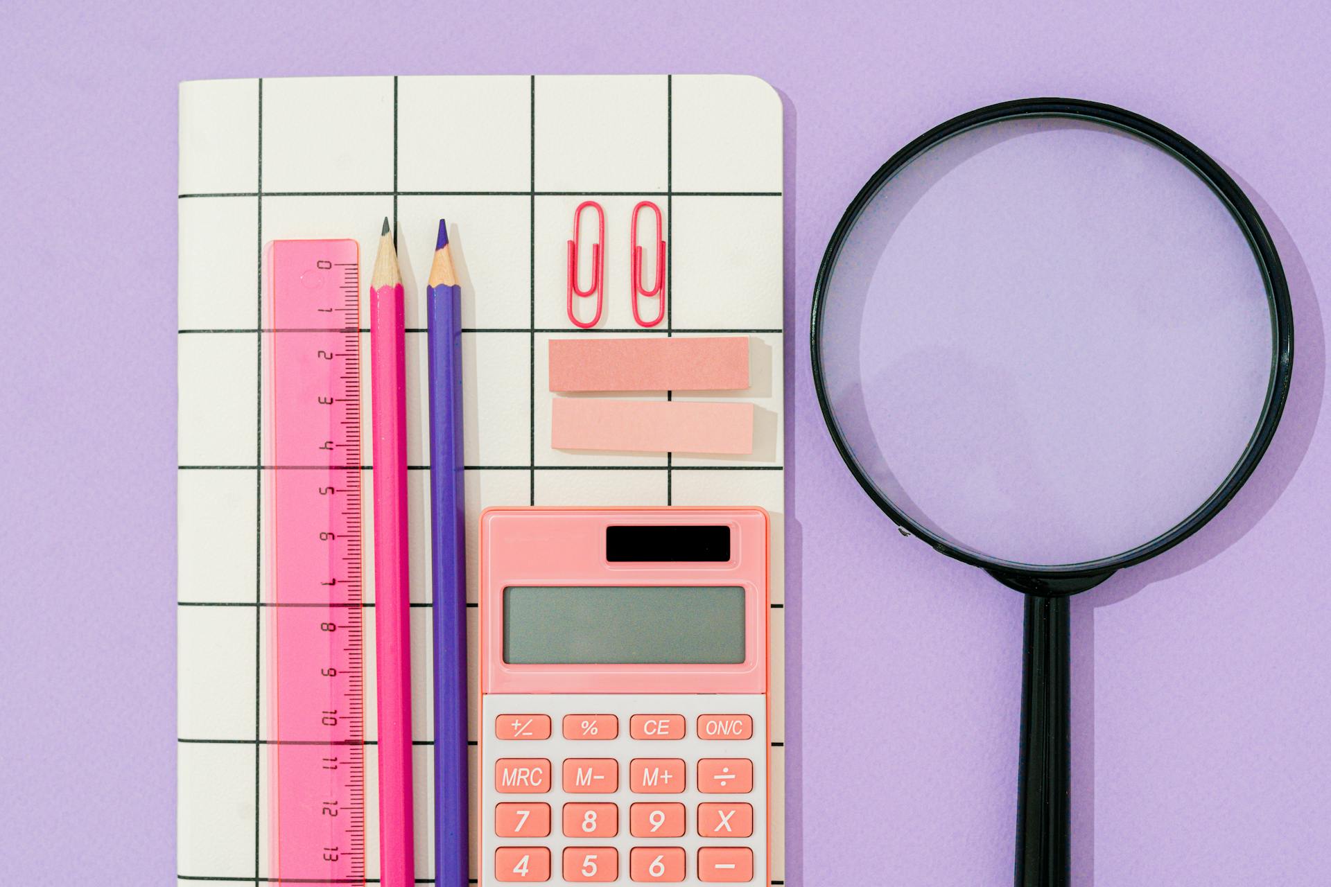 Máy tính, bút, vở, calculator, pen, notebook, đồ dùng học tập, trường, school supplies, school-SHVETS production 2