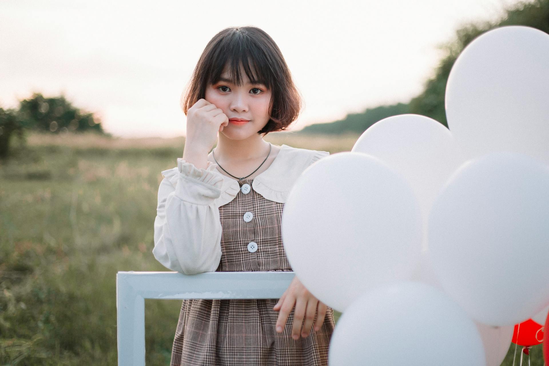 Con gái, girl, bong bóng, bóng, balloon, ngoại cảnh, Việt Nam - Huy Nguyễn 4