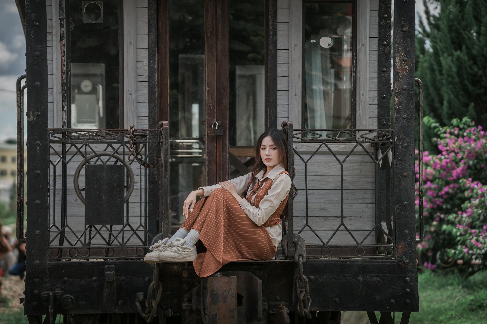 Đà Lạt, du lịch, travel, thiếu nữ, con gái, girl, ga xe lửa, xe lừa, train, Việt Nam - Tuấn Kiệt Jr 4