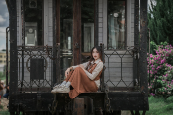 Đà Lạt, du lịch, travel, thiếu nữ, con gái, girl, ga xe lửa, xe lừa, train, Việt Nam - Tuấn Kiệt Jr 4