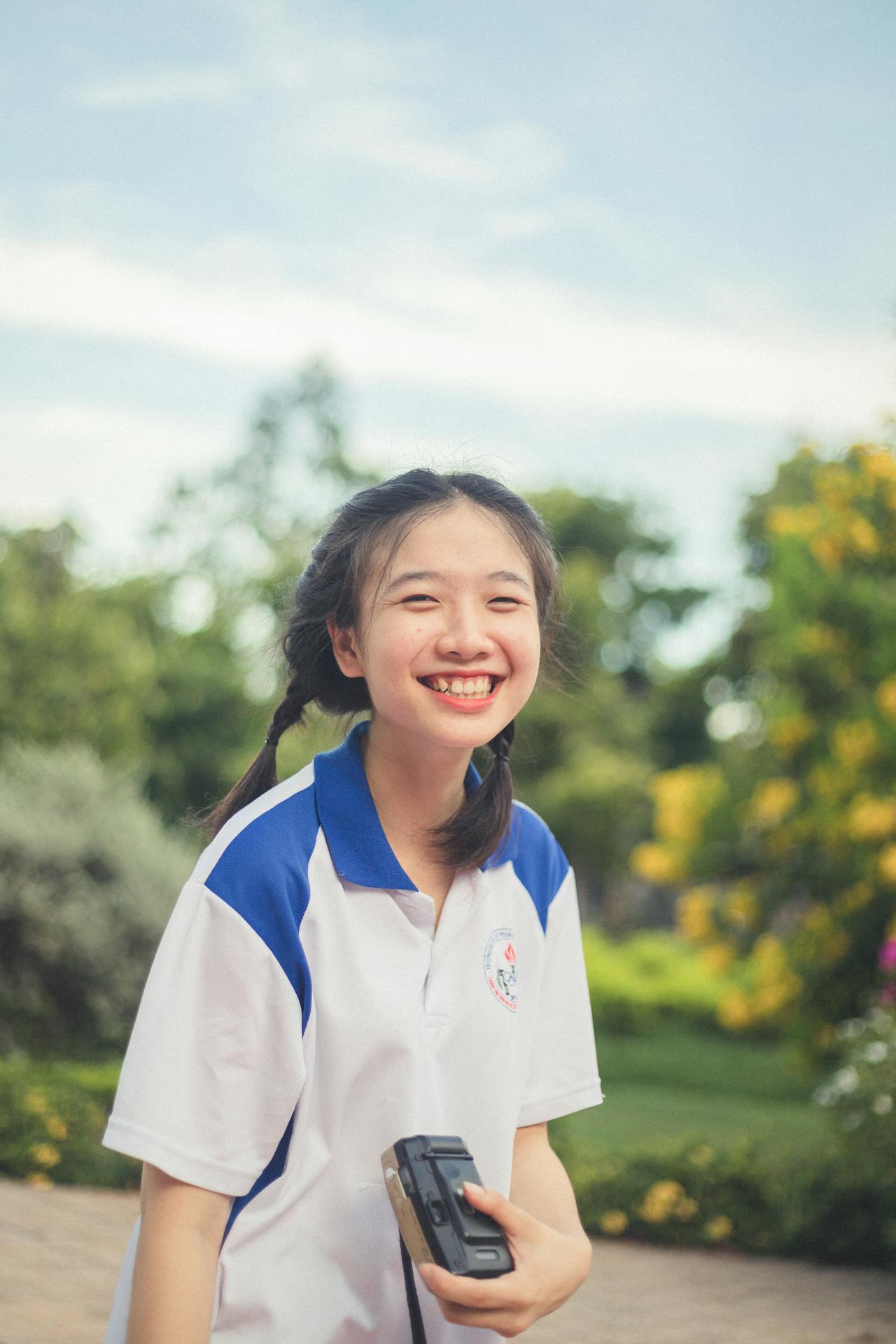 Học sinh, bạn nữ, lớp học, trường học, kỉ niệm, giáo dục, kỷ yếu, students, girl, class, school, memories, education, yearbook - Toàn Văn