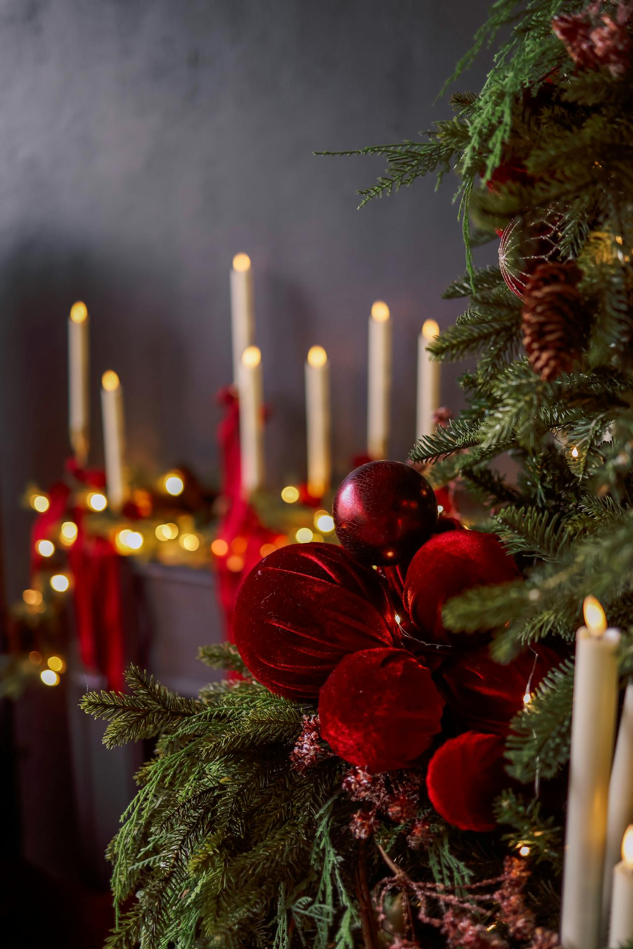 Giáng sinh, nến, trái châu, ấm áp, không khí giáng sinh, christmas, candles, balls, warm, christmas atmosphere - Valeria Boltneva