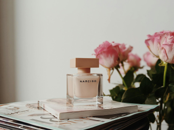 Mỹ phẩm, nước hoa, quảng cáo, sản phẩm, perfume, beauty, cosmetic, fashion - Valeriia Miller 3