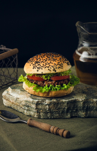 Hamburger, ăn vặt, thức ăn nhanh, snacks, fast food- Yuan Cao