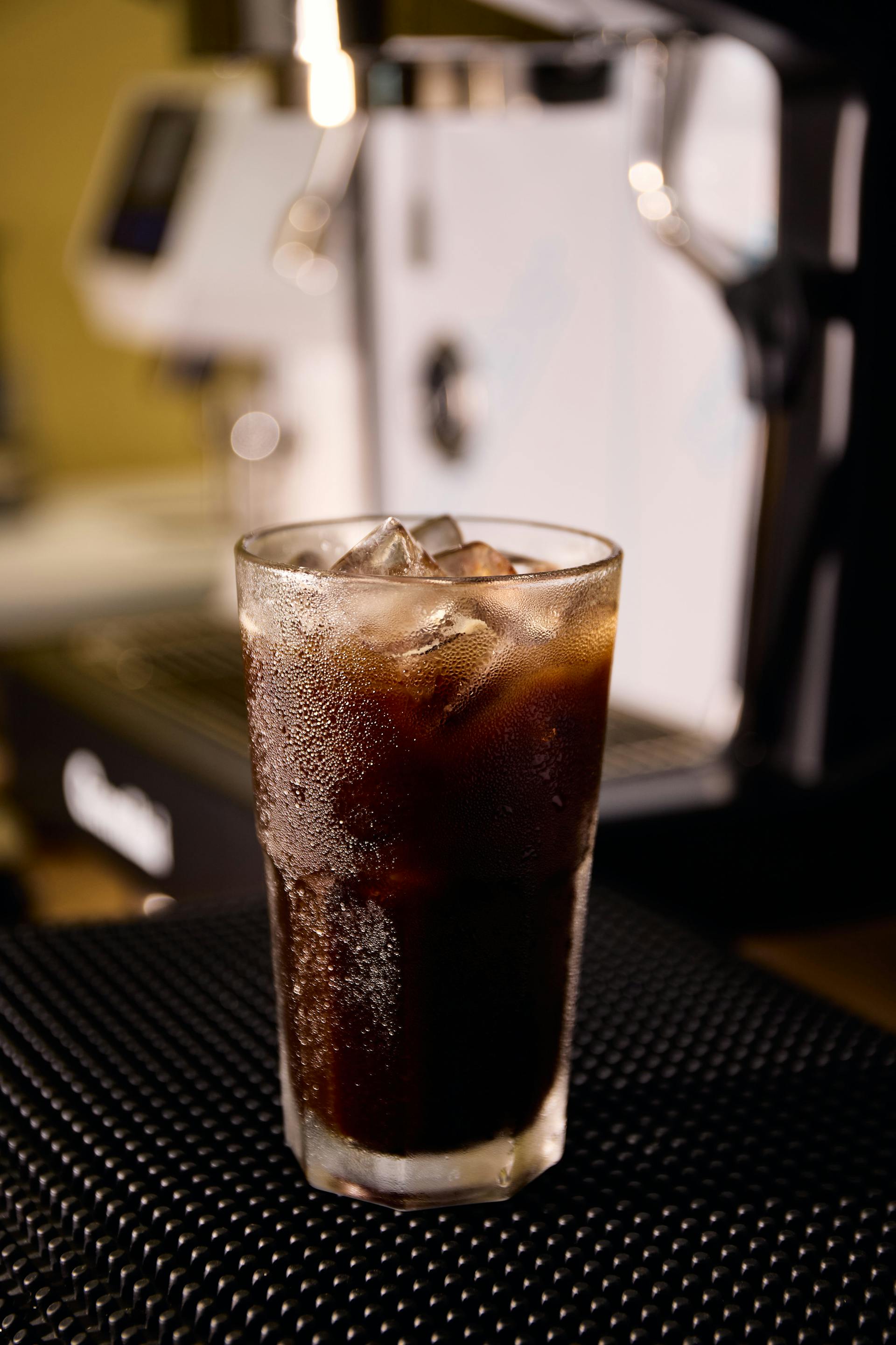 Cà phê, nước, giải khát, coffee, water, soft drinks- Yuan Cao 1