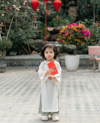 Em bé, trẻ em, con gái, girl, kids, chụp ảnh, vui vẻ- Mochi mochi 132