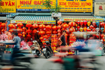 Trang trí, Tết, Tết Nguyên Đán, mua sắm, chợ tết, đèn lồng, câu chúc, decorations, Tet, Lunar New Year, shopping, Tet market, lanterns- SeaDragon VietNam