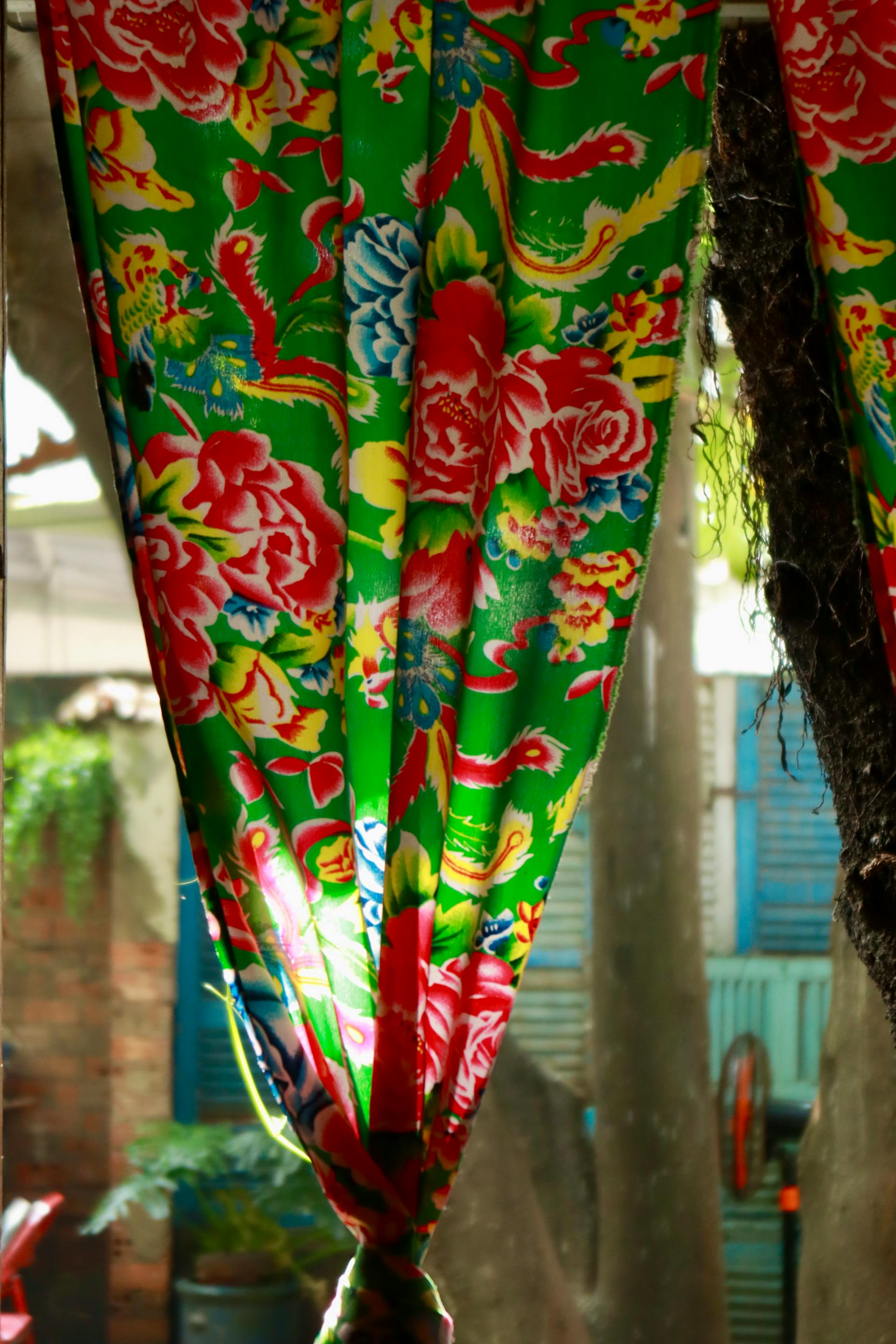 Cửa sổ, màn cửa, Tết, Tết Nguyên Đán, window, curtain, Tet, Lunar New Year - Tuan Vy 3