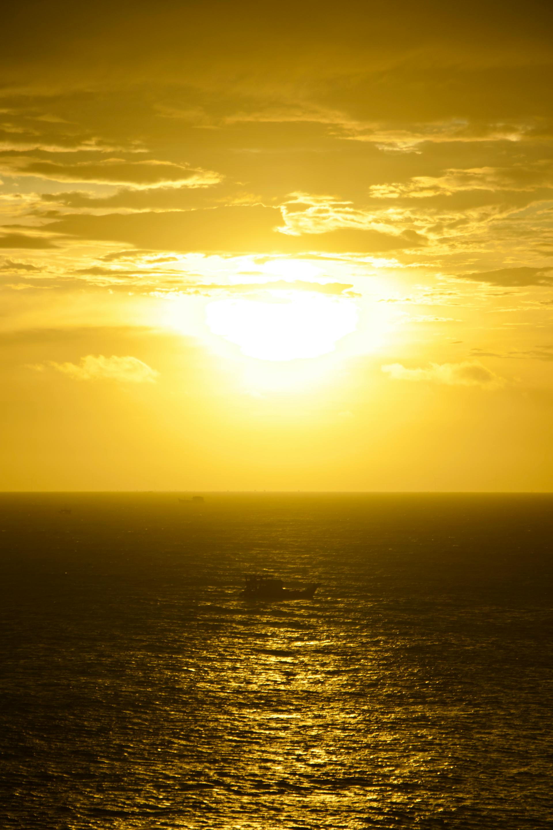 Hoàng hôn, bình minh, sông, biển, trời, sunset, sunrise, river, sea, sky- Tuan Vy