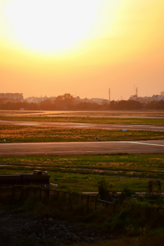 Sân bay, đường băng, hoàng hôn, trời, airport, runway, sunset, sky - Tuan Vy