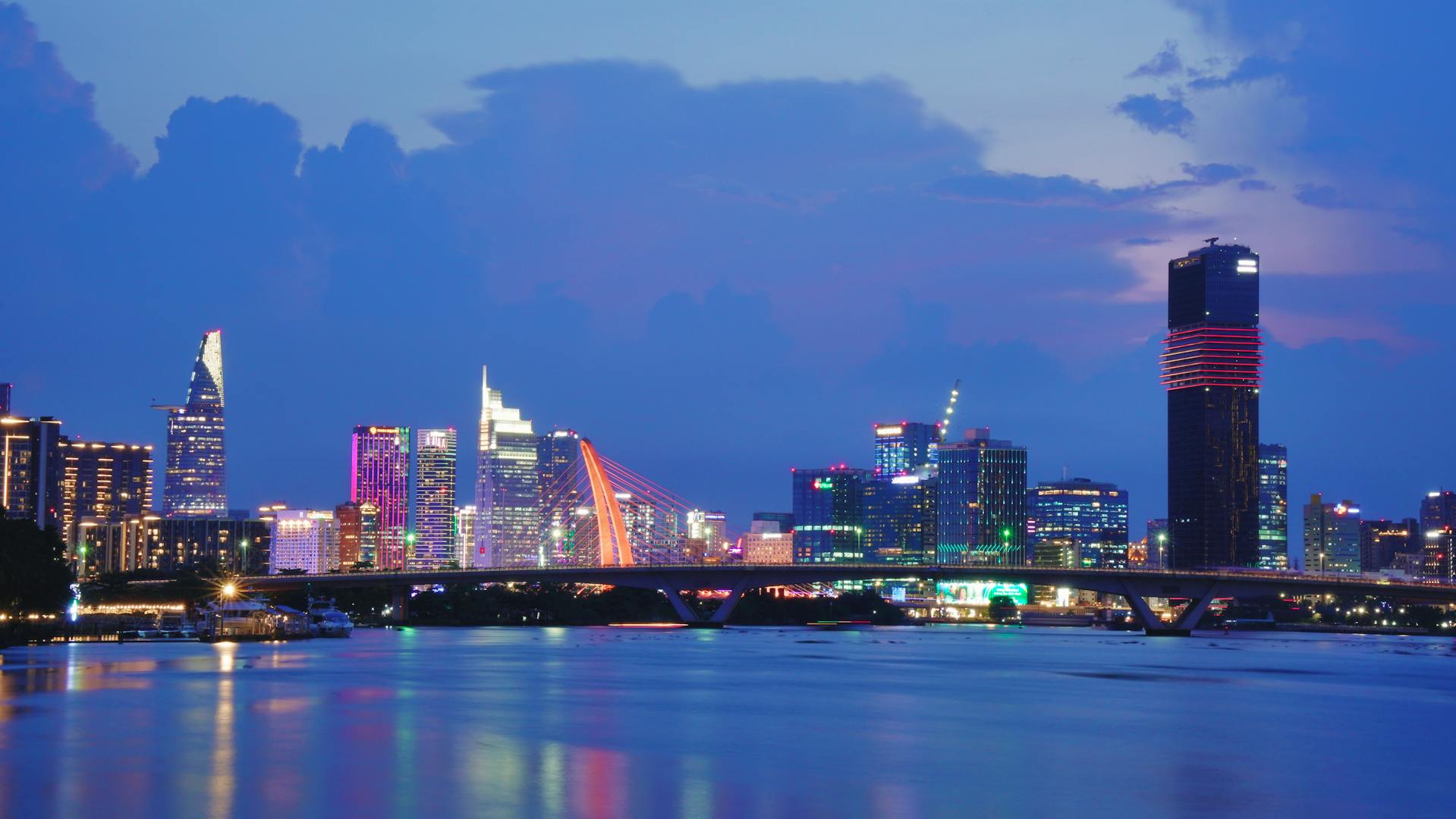 Sông, tòa nhà, cầu, thành phố, Sài Gòn, river, brigde, night, city, Saigon, Hồ Chí Minh - Tuan Vy