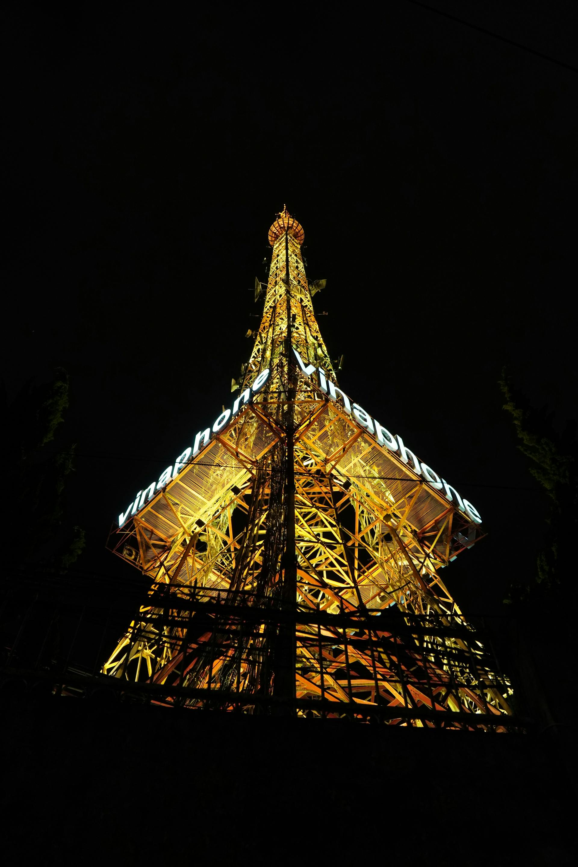 Tháp Vinaphone, đèn, đêm, Vinaphone Tower, lights, night - Tuan Vy