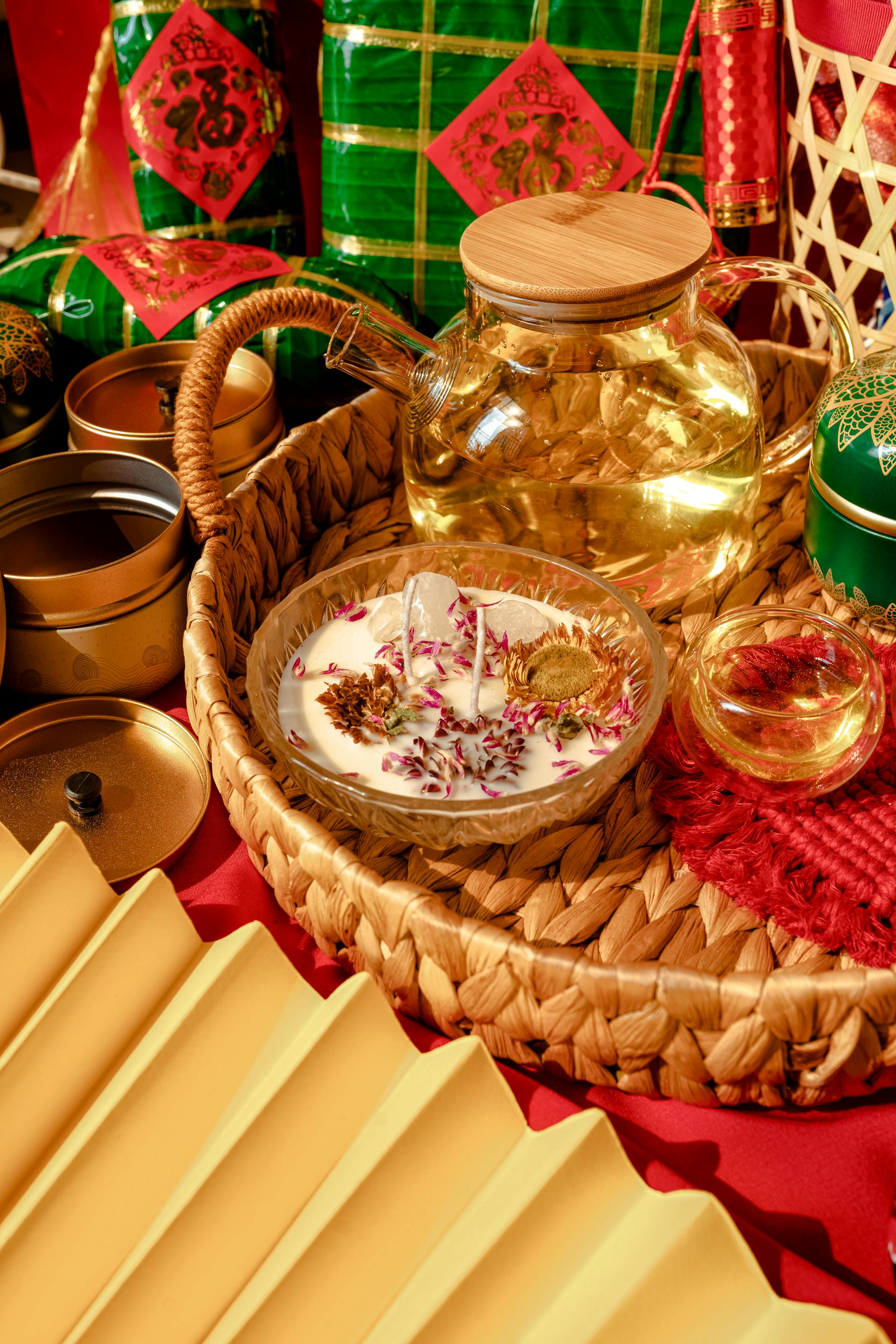 Nến, quà, Tết, Tết Nguyên Đán, candles, gifts, Tet, Lunar New Year- Van Trang Ho 1