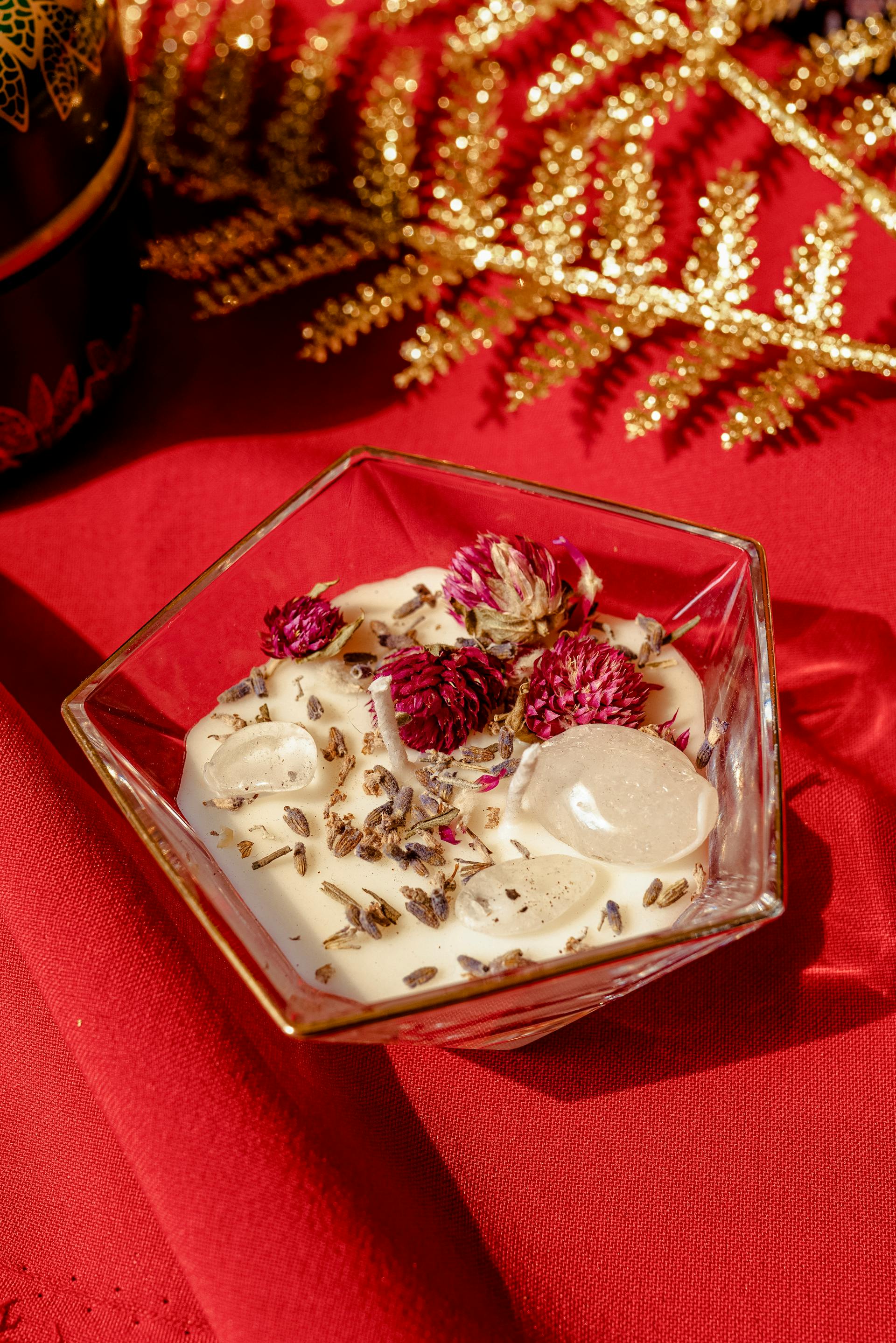 Nến, quà, Tết, Tết Nguyên Đán, candles, gifts, Tet, Lunar New Year- Van Trang Ho 2