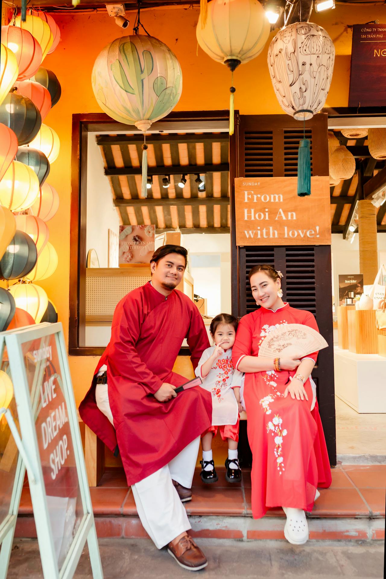 Gia đình, tết, trẻ em, bé trai, bé gái, con người, family, person, children, boy, girl, Vo Van Tien 2