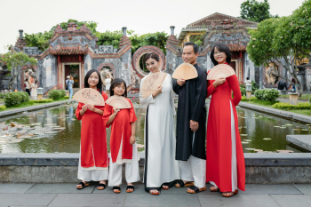 Gia đình, áo dài, truyền thống, Hội An, Huế, family, tradition - Võ Văn Tiến 5