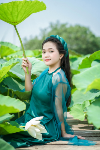 Con gái, girl, áo dài, trang phục truyền thống - chungtothichchupanh 2