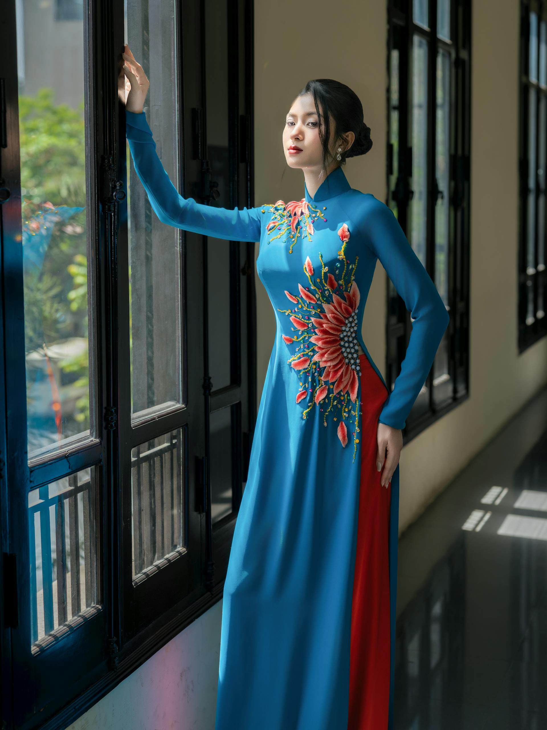 Áo dài, áo dài Việt Nam, áo dài màu xanh dương, con gái, girl, truyền thống, Việt Nam - Đậu Photograph 1
