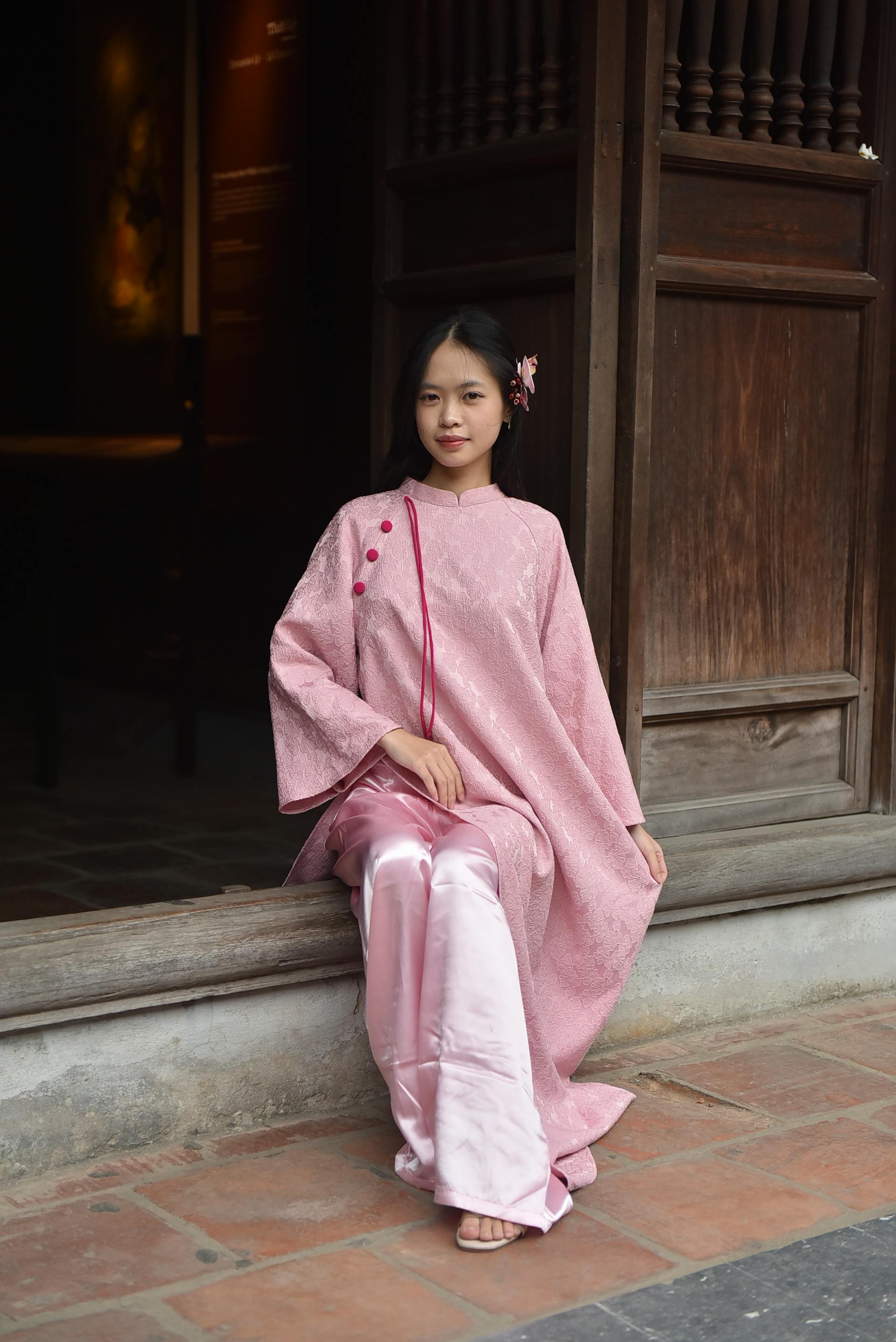 Áo dài, áo dài Việt Nam, áo dài màu hồng, con gái, girl, truyền thống, tết, xuân, spring, Việt Nam - Felix young 6
